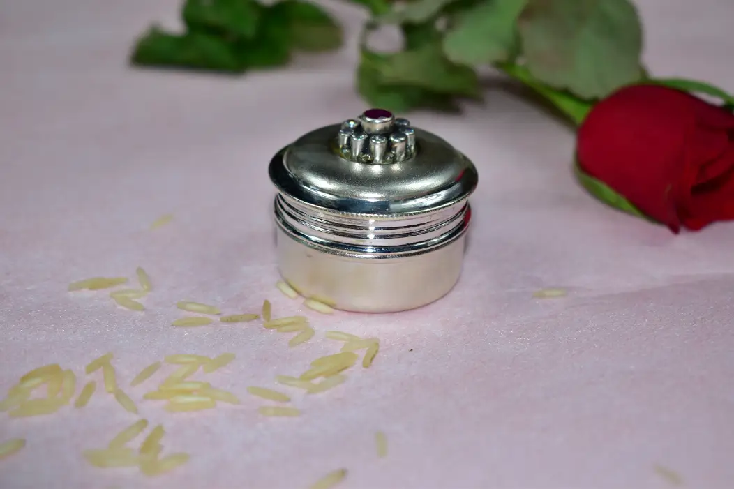 Shringarika Kundan Silver Box