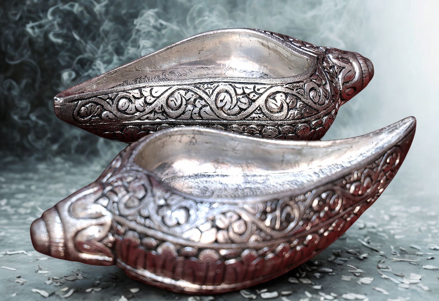 Aurume' Silver Shankh